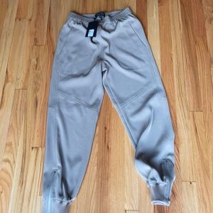 Rag and Bone X-Small Crepe Jogger Pant with zipper at ankle NWT